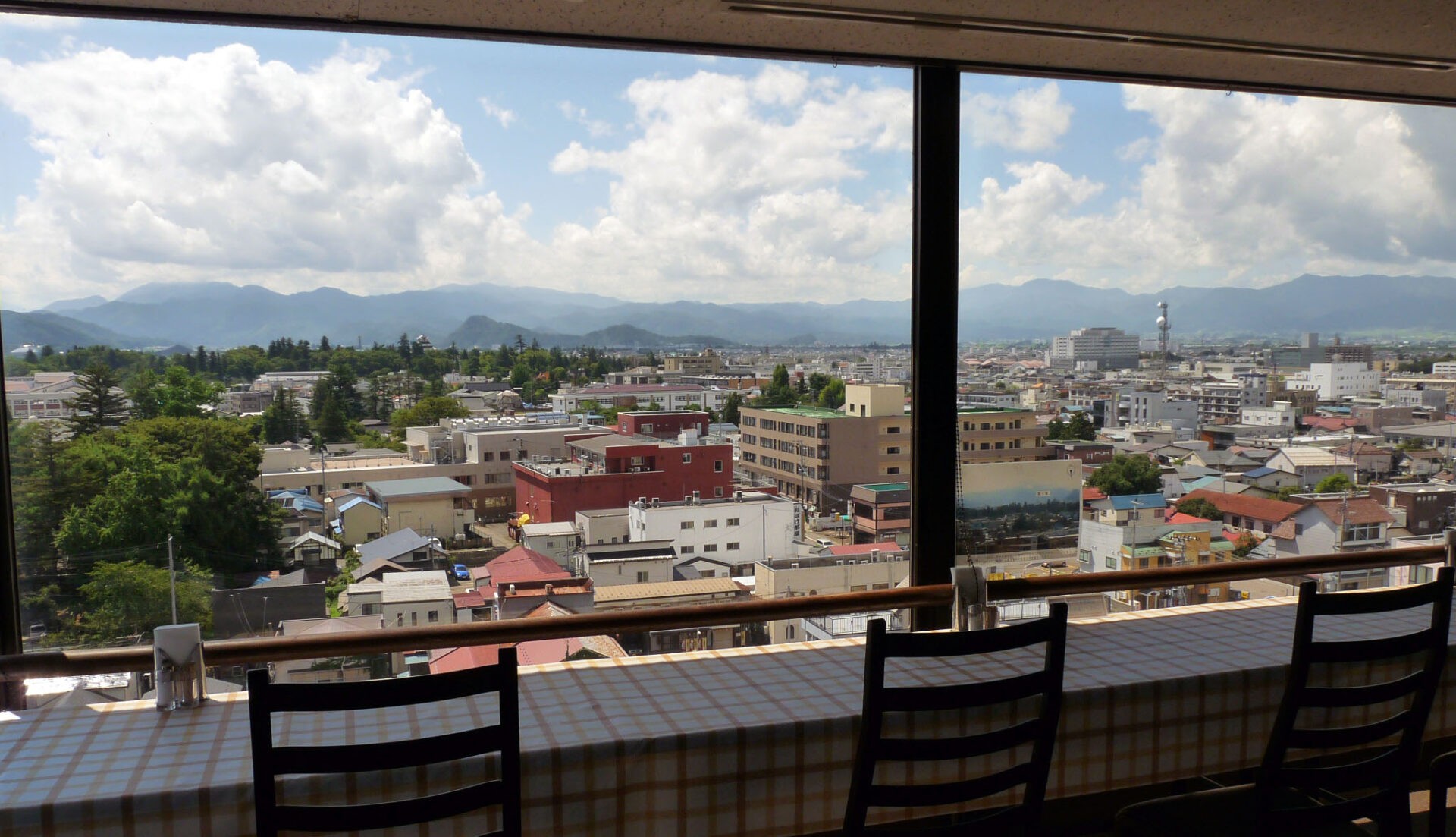 センチュリーホテル 内観