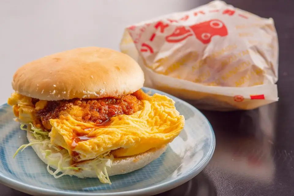 柳津ソースカツバーガー