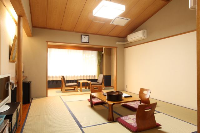 四季の郷薬師温泉　やまびこ荘 部屋